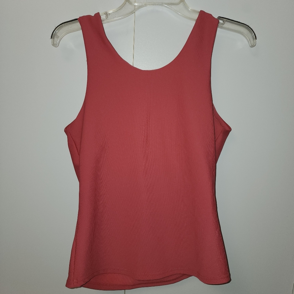 32 Degrees Cool Womens Pink BuiltIn Bra Tank Sz S Atheleisure Barbiecore Comfort